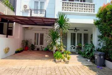 Jual Rumah 2 Lantai Cluster di Kebagusan Jakarta Selatan - 3 Kamar Tidur