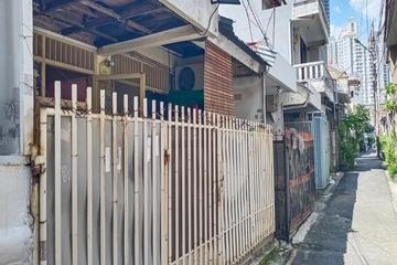 Jual Rumah Bebas Banjir Dekat Pasar Kopro di Tanjung Duren, Jakbar (GA20295-CS)