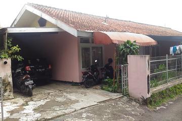 Dijual Kost-kostan 8 Kamar Samping Politeknik Pariwisata NHI Bandung