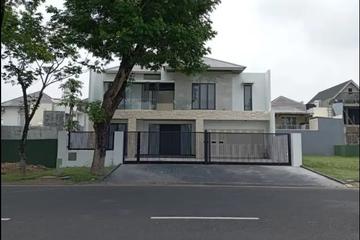 Jual Rumah Minimalis di Raya Boulevard Royal Residence Full Furnish Dekat Raya Wiyung Citraland, Pakuwon Mall