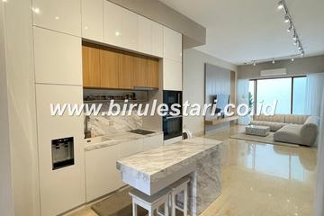 JUAL CEPAT RUMAH MODERN DI KEMANG SELATAN (BARU RENOVASI)