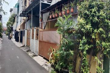 Dijual Rumah Model Lama Bisa untuk Kost di Tanjung Duren, Jakarta Barat (GA15741-DK)