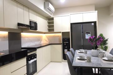 Sewa Apartemen Orange County Lippo Cikarang Tower Newport Park - 3 BR Big Size Full Furnished