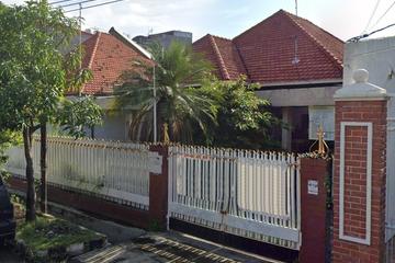 Jual Rumah Bagus SHM di Keputran Surabaya Pusat - 4 Kamar Tidur