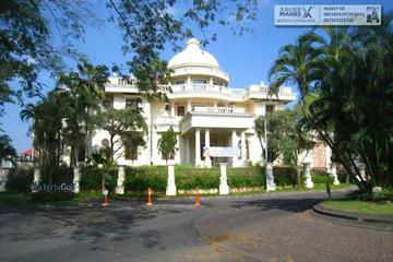 DIJUAL Rumah Classic Mediteranian Mewah di Citraland Surabaya - 6+2 Kamar Tidur