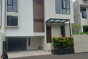 Jual Brand New Tropical House Modern di Cilandak Jakarta Selatan