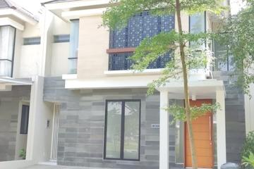 Sewa Rumah Bagus 2 Lantai di Citraland Northwest Lake Surabaya