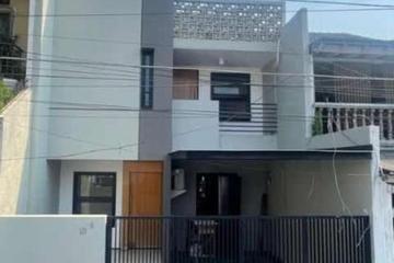 Jual Rumah 2 Lantai di Tebet Jakarta Selatan - Lokasi Sangat Strategis Siap Huni