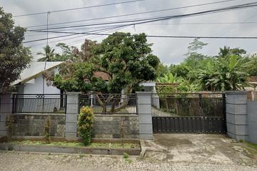 Dijual Rumah SHM Bagus di Daerah Lemah Duwur Malang - LT 2125m2, LB 250m2