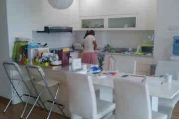 Disewakan Murah Apartemen Hamptons Park Pondok Indah 192m2, 3+1 BR Full Furnished