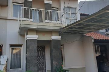 Urgent Jual Cepat (BU) Rumah 2.5 Lantai Kondisi Bagus di Lippo Karawaci Tangerang
