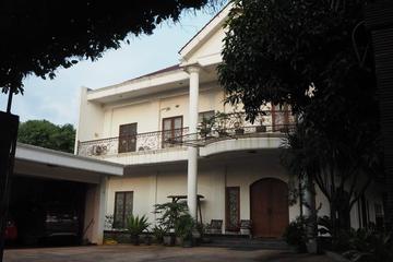 Dijual Cepat Rumah Mewah dan Besar di Pondok Aren Tangerang Selatan - Luas Tanah 1000 m2, Luas Bangunan 870 m2