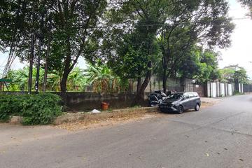 Dijual Cepat Seharga NJOP Tanah Kavling SHM di Kemang Dalam Jakarta Selatan - Luas Tanah 1160 m2