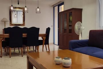 Jual Apartemen Park Royale Executive Suites - 3+1 BR Full Furnished