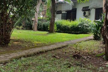 Jual Rumah Tua di Jl. Raya Panjang Kebon Jeruk Jakarta Barat - Luas Tanah 1100m2