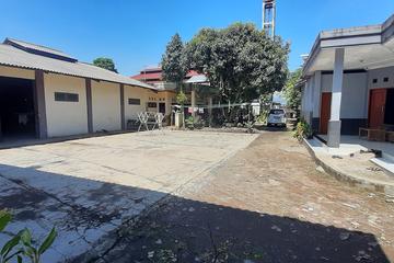 Jual Rumah dan Gudang Hitung Tanah di Jalan Raya Bojongsoang Bandung