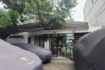 Jual Sangat Murah Rumah Lama Siap Huni di Gudang Peluru Tebet Jakarta Selatan - 3 Kamar Tidur
