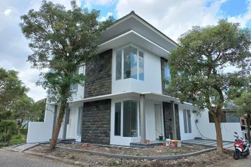 Jual Rumah 2 Lantai Baru Gress Hook di Citraland Bukit Palma Kota Surabaya
