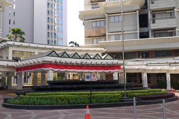 Jual Apartemen Somerset Grand Citra Mega Kuningan Jakarta Selatan - 3+1 BR Semi Furnished, Harga di bawah NJOP
