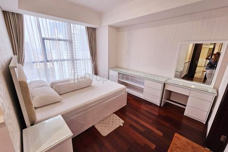For Rent Apartment Casa Grande Residence Phase 2 Tower Chianti - 3 BR Private Lift
