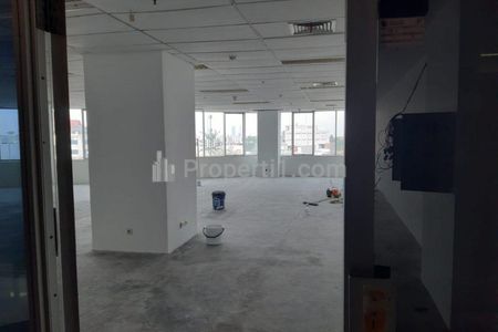 Sewa Ruang Kantor Murah dan Strategis di Menara Era Senen Jakarta Pusat, dekat Mal Atrium