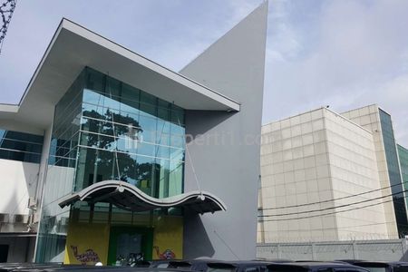 Jual Gedung Kantor 3 Lantai Strategis di Jalan Raya Pasar Minggu Jakarta Selatan