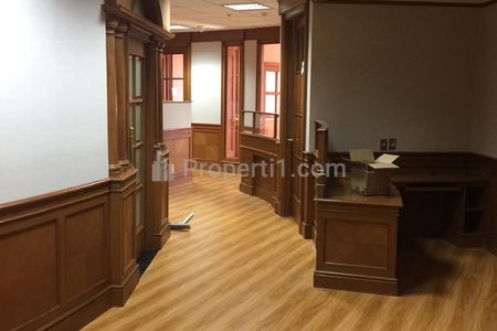 Disewakan Ruang Kantor Furnish di Gedung Menara Sudirman Jakarta Selatan