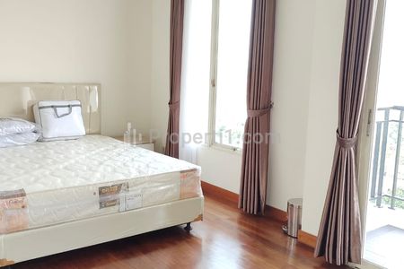kamar pertama kiri