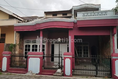 Dijual Rumah 2 Lantai dekat Universitas Semarang - Luas Tanah 128 m2, Luas Bangunan 100m2