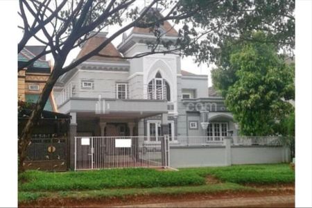 Dijual Rumah 5 Kamar di 2nd Boulevard Kota Wisata Cibubur