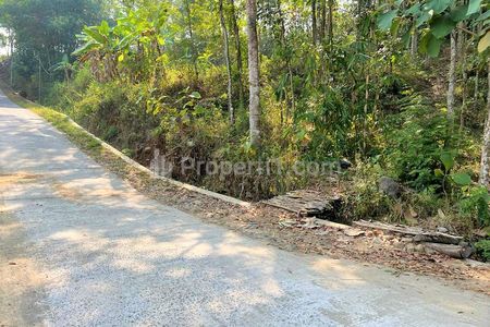 Dijual Kebun Jati Murah di Utara Kantor Kecamatan Kerjo Karanganyar