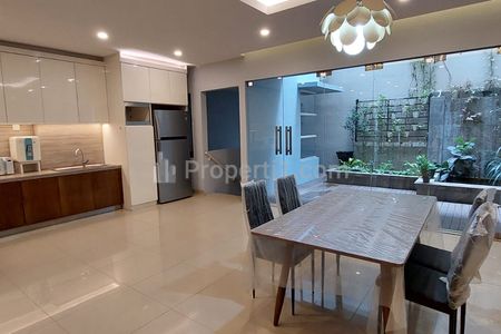 Disewakan Rumah di Pluit Jakarta Utara - Exclusive Garden House