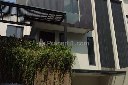 Jual/Sewa Rumah Townhouse di Cilandak Jakarta Selatan - 3 Kamar Tidur