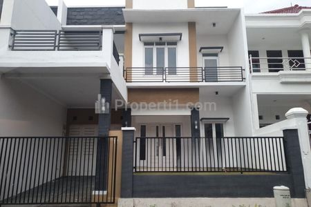 Jual Rumah 2 Lantai Hommy Minimalis Modern Raffles Hills Cibubur