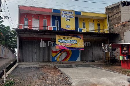 Jual Ruko 2,5 Lantai Siap Pakai SHM di Jalan Radar Auri Cibubur