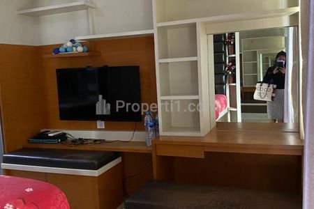 Jual Apartemen Royal Mediterania Garden Residence Tanjung Duren Tower Lavender - Studio Full Furnished