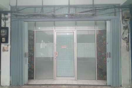 Jual Ruko 3 Lantai di Kawasan Ambengan Plaza Pusat Kota Surabaya