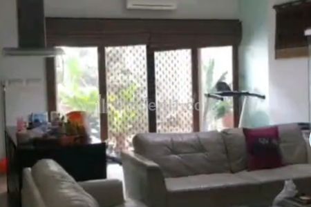 Dijual Cepat Rumah Siap Huni dan Nyaman di Pesona Khayangan Estate Depok - Harga Menarik, Sudan Direnovasi