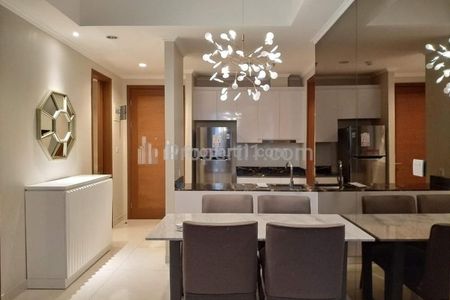 Sewa Apartemen Taman Anggrek Residence Condominium - 2+1 BR Furnished Mewah, Luas 99m2