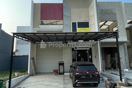 Bagian depan gudang