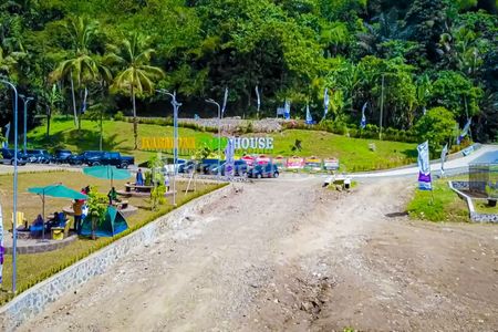 Dijual Tanah Kavling Wisata Kebun Anggur SHM dekat Jalan Transyogi Bogor