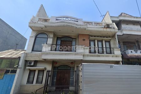 Jual Rumah 3 Lantai di Jalan Raya Ki Hajar Dewantara, Ngingas, Krian, Sidoarjo