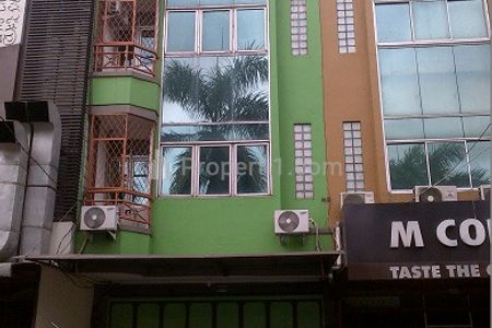 Dijual Ruko Sangat Strategis dan Murah di Taman Palem Lestari Cengkareng Jakarta Barat