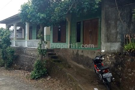 Dijual Cepat Murah BU Rumah Mewah Terawat dan Siap Huni di Giripurwo, Purwosari, Gunung Kidul, Yogyakarta