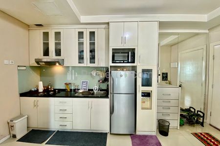 Sewa Apartemen Thamrin Residence Tower Bougenville - 2 BR Furnished