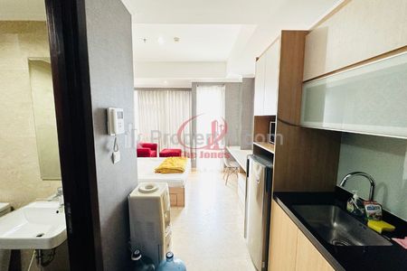 Sewa Apartemen Menteng Park Studio Full Furnished dekat Taman Ismail Marzuki - Kode 0121