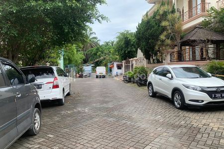 Dijual Murah Rumah Semi Furnished di Taman Surya 3 Kalideres Jakarta Barat - Harga di bawah Pasaran