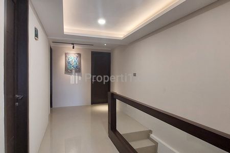 Disewakan Kantor Exclusive di Jl. Dr. Radjiman Bandung