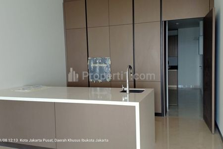 Jual Apartment The Pakubuwono Menteng 3+1 Bedrooms Semi Furnished