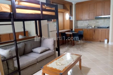 Sewa Apartemen Batavia Benhil - 1 BR Full Furnished, dekat Sudirman dan Semanggi - Kode 0164